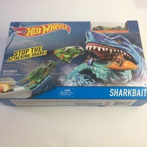 hot wheels shark bait track